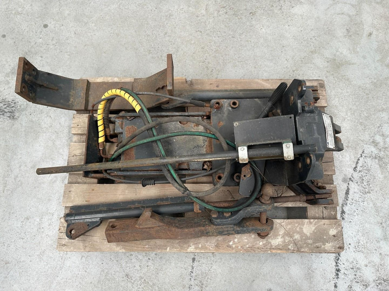 Tractor New Holland Pick up hitch