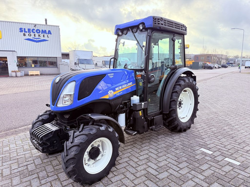 Tractor New Holland T4.100N BlueCab4 Supersteer