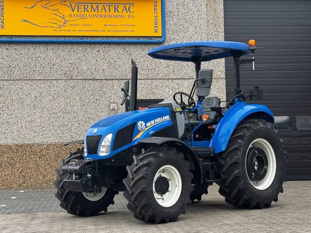Tractor New Holland T4.75, Power Shuttle, creepspeed, ROPS!