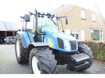 Tractor New Holland T5050