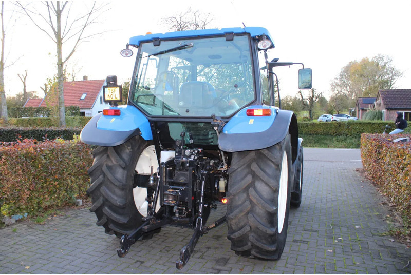 Tractor New Holland T5050