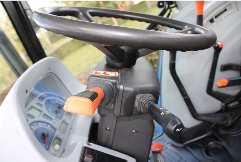 Tractor New Holland T5050