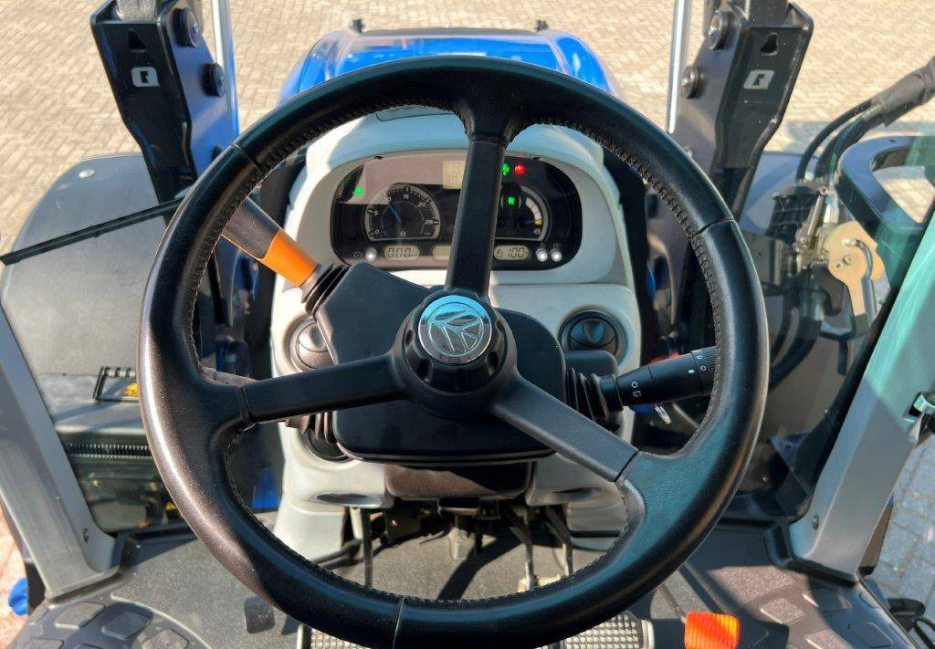 Tractor New Holland T5.140 Dynamic Command, Chargeur, 2021!!