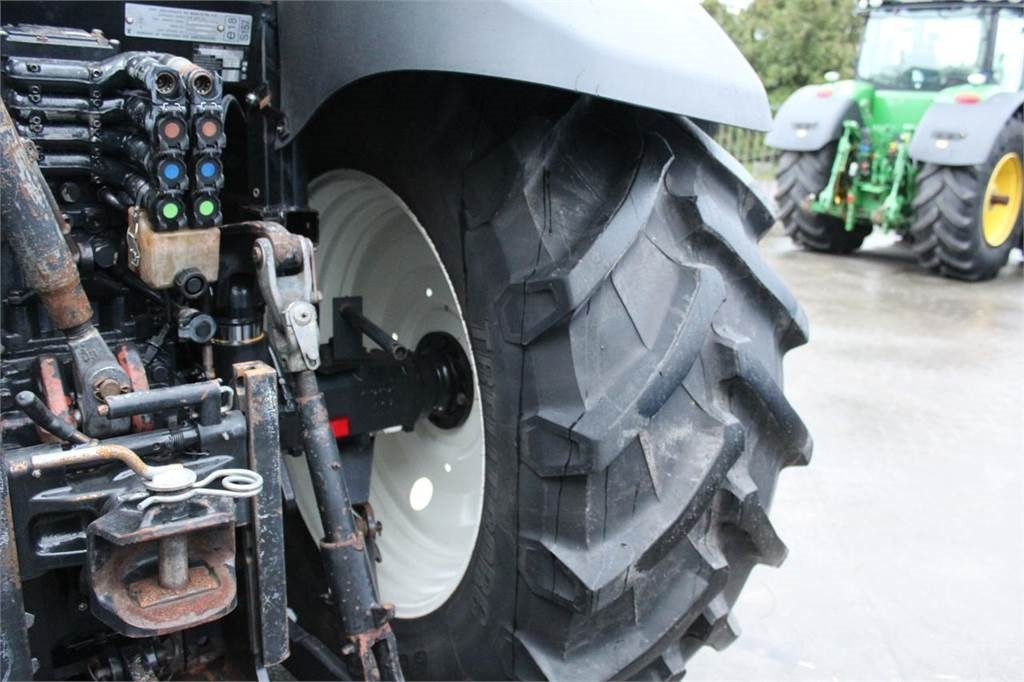 Tractor New Holland T6010 Plus