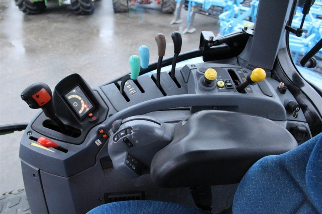 Tractor New Holland T6010 Plus