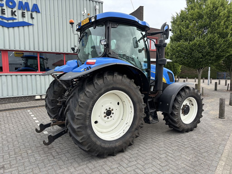 Tractor New Holland T6010 Plus Supersteer