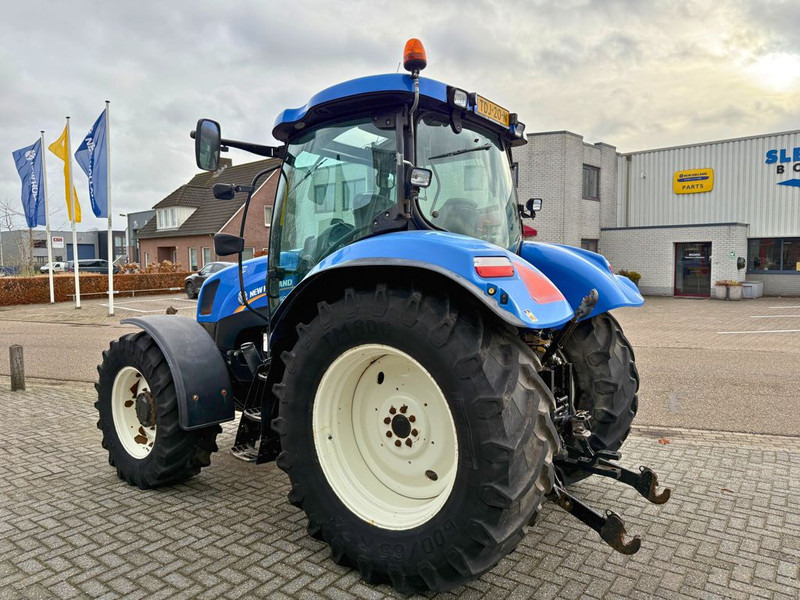Tractor New Holland T6020 Elite