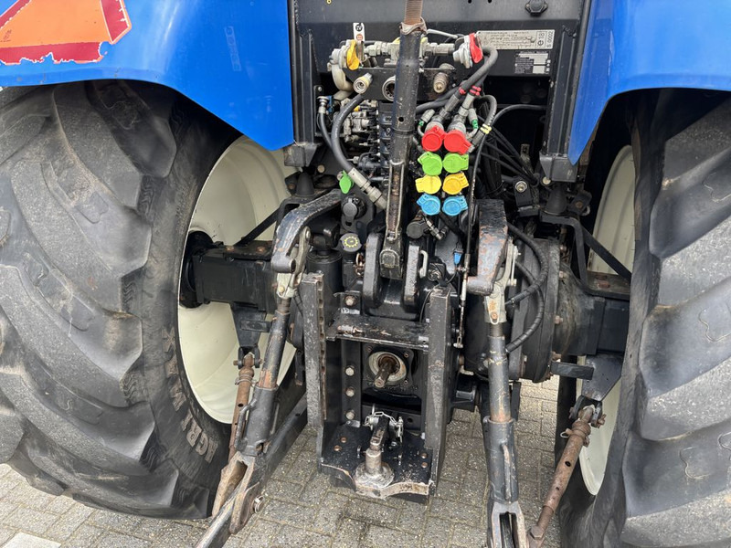 Tractor New Holland T6080 Power Command