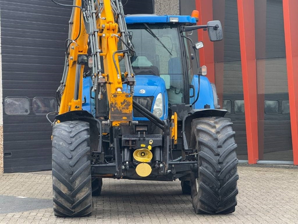 Tractor New Holland T6080 Power Command met Herder MBK513LSH!