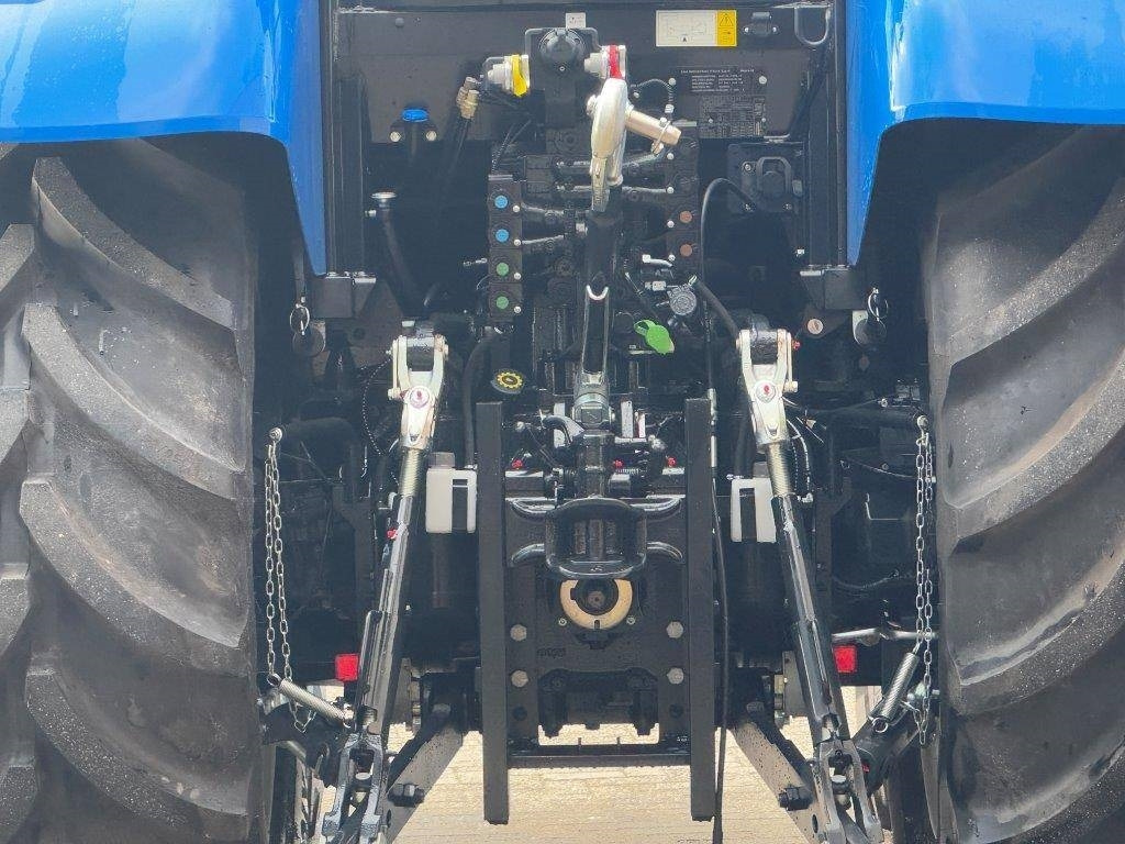 Tractor New Holland T6.180 Dynamic Command,