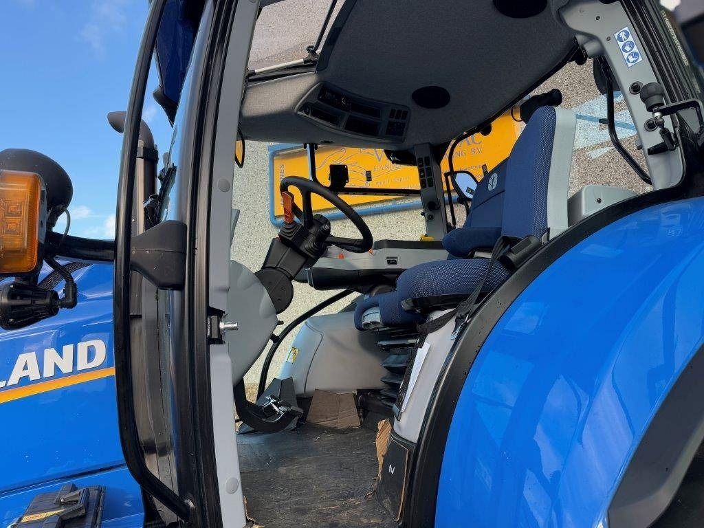 Tractor New Holland T6.180 Dynamic Command,