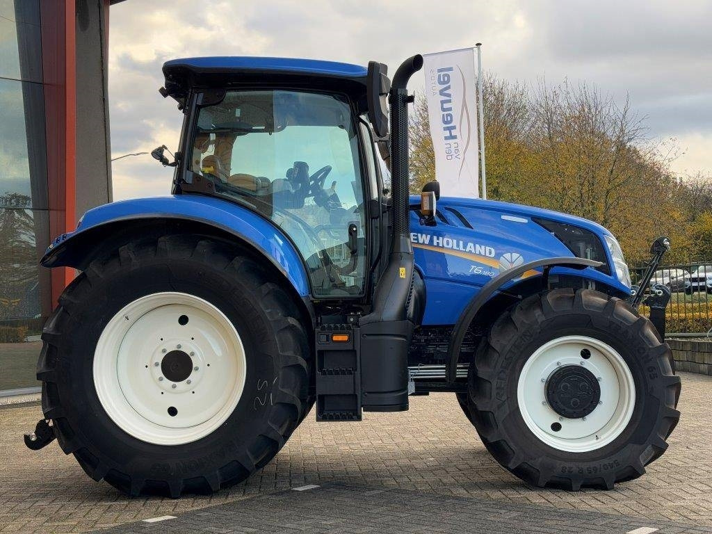 Tractor New Holland T6.180 Dynamic Command,