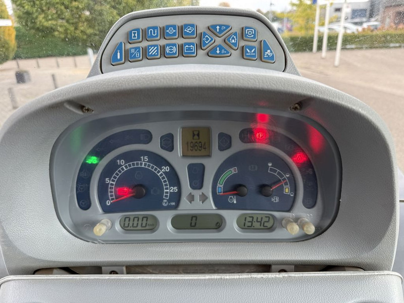 Tractor New Holland T7040 Power Command