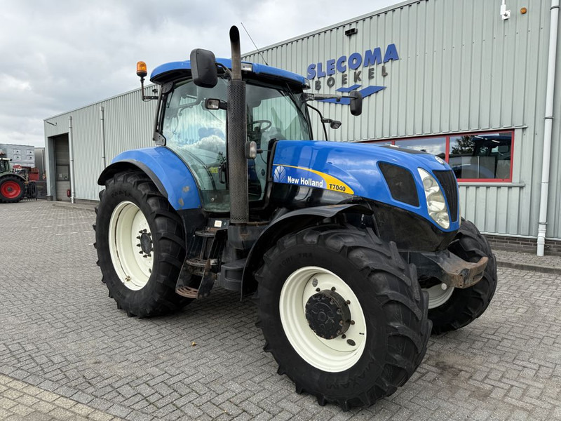 Tractor New Holland T7040 Power Command