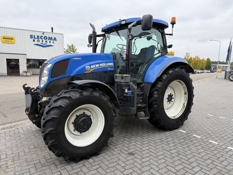 Tractor New Holland T7.210 Auto Command