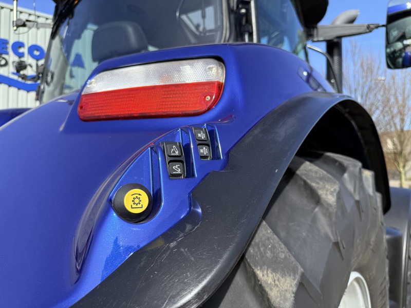 Tractor New Holland T7.225 AC Stage V Blue Power