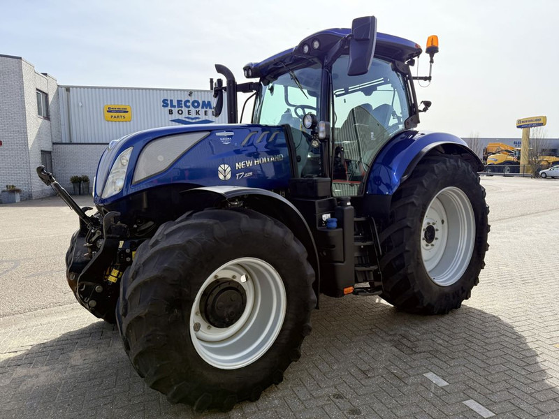Tractor New Holland T7.225 AC Stage V Blue Power
