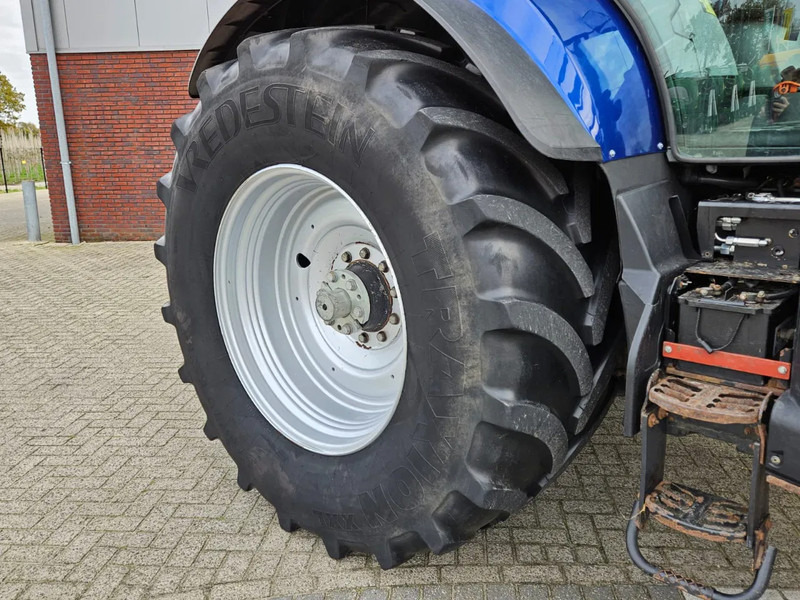 Tractor New Holland T7.230AC Autocommand