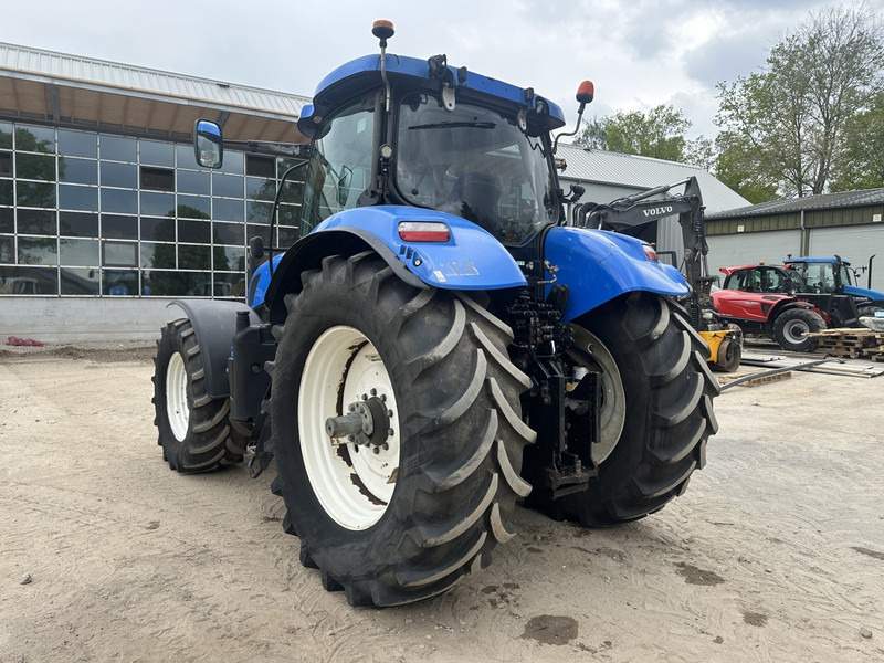 Tractor New Holland T7.235