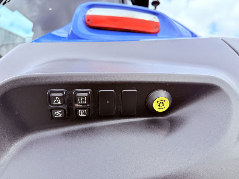 Tractor New Holland T7.315HD Auto Command + GPS