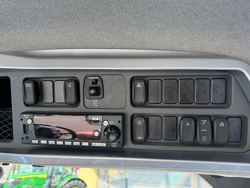 Tractor New Holland T7.315HD PLMi 2022 2860 UUR + GPS!!!