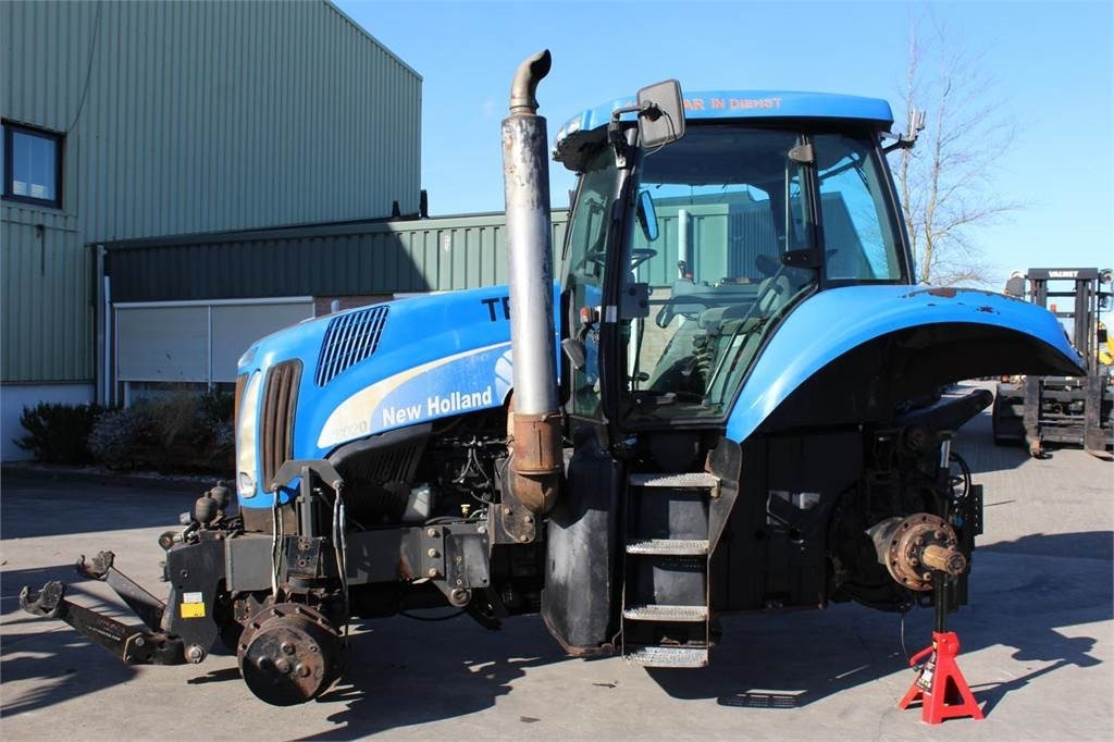 Tractor New Holland T8020
