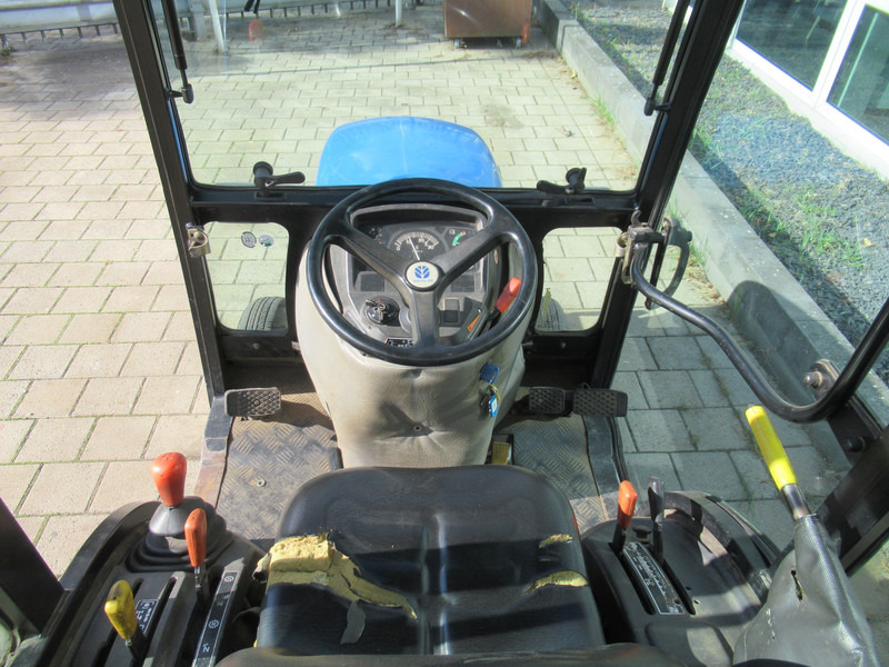 Tractor New Holland TC21D 4WD 4x4 Cabine Verwarming