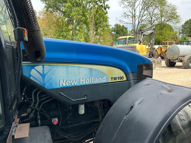 Tractor New Holland TM 190