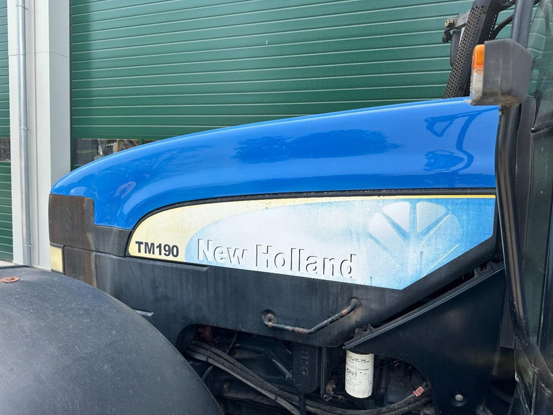Tractor New Holland TM 190