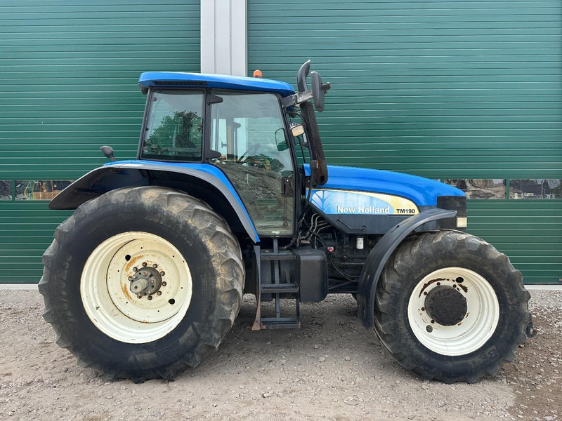 Tractor New Holland TM 190