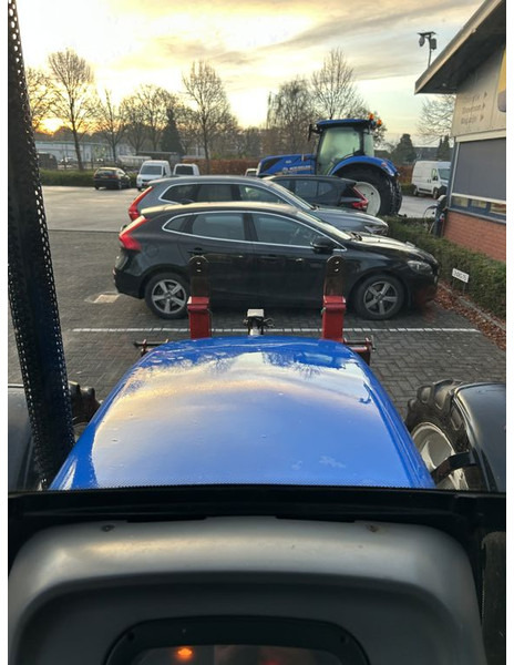 Tractor New Holland TN75S