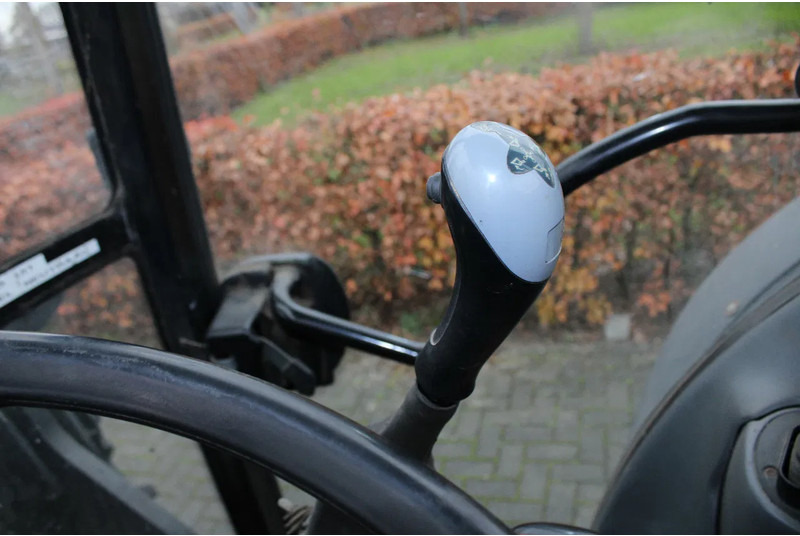 Tractor New Holland TN75S