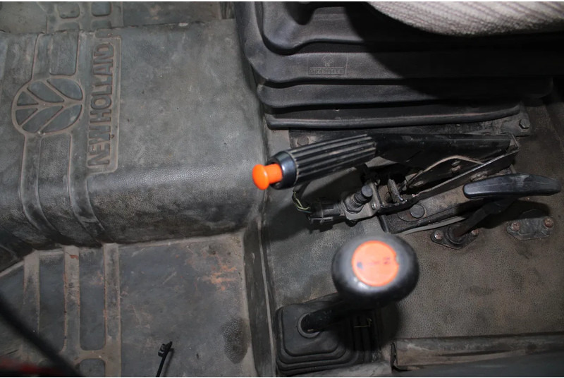 Tractor New Holland TN75S