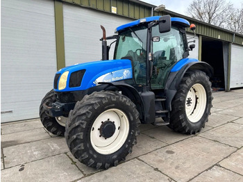 Tractor New Holland TS135A