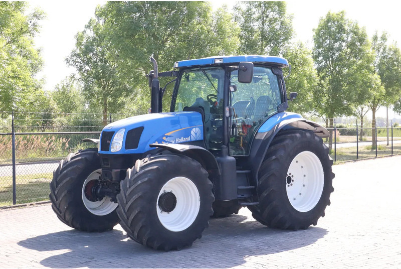 Tractor New Holland TS135A | 40 KM/H | 4X4 | SUPERSTEER
