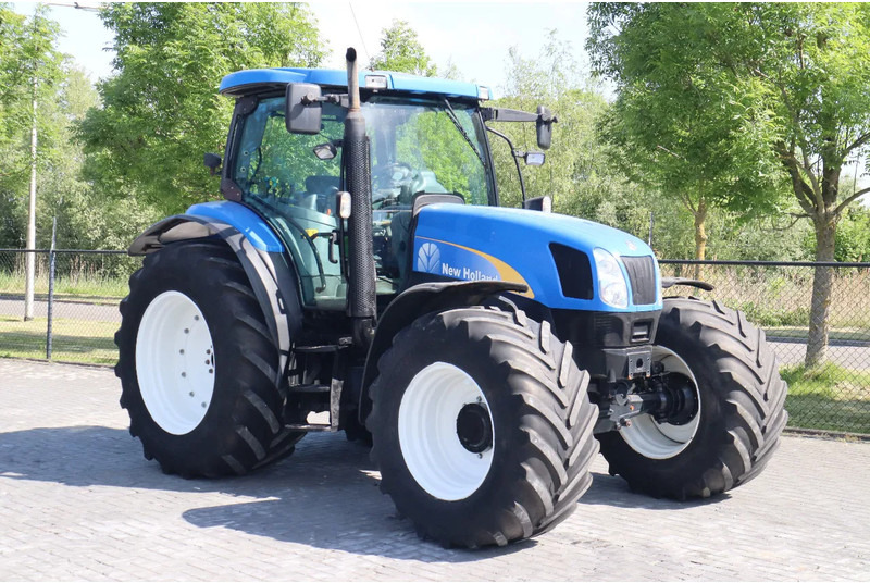 Tractor New Holland TS135A | 40 KM/H | 4X4 | SUPERSTEER