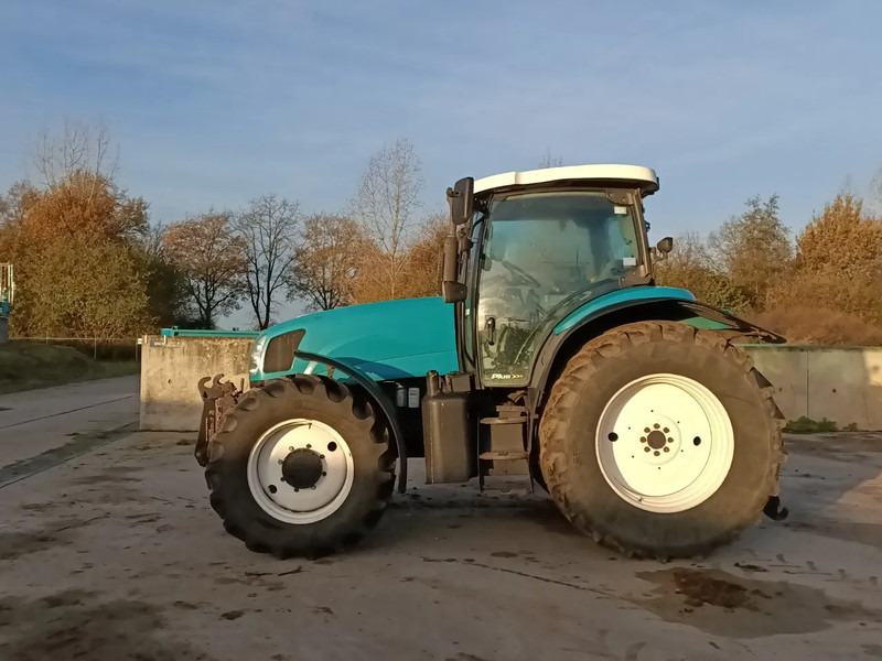 Tractor New Holland TS135A TS135A