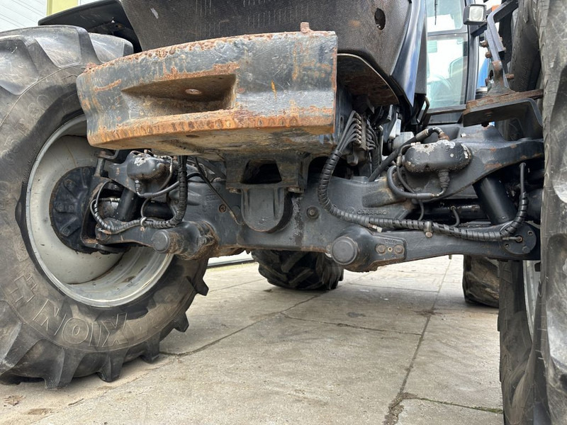 Tractor New Holland TVT 195 Dutch registration