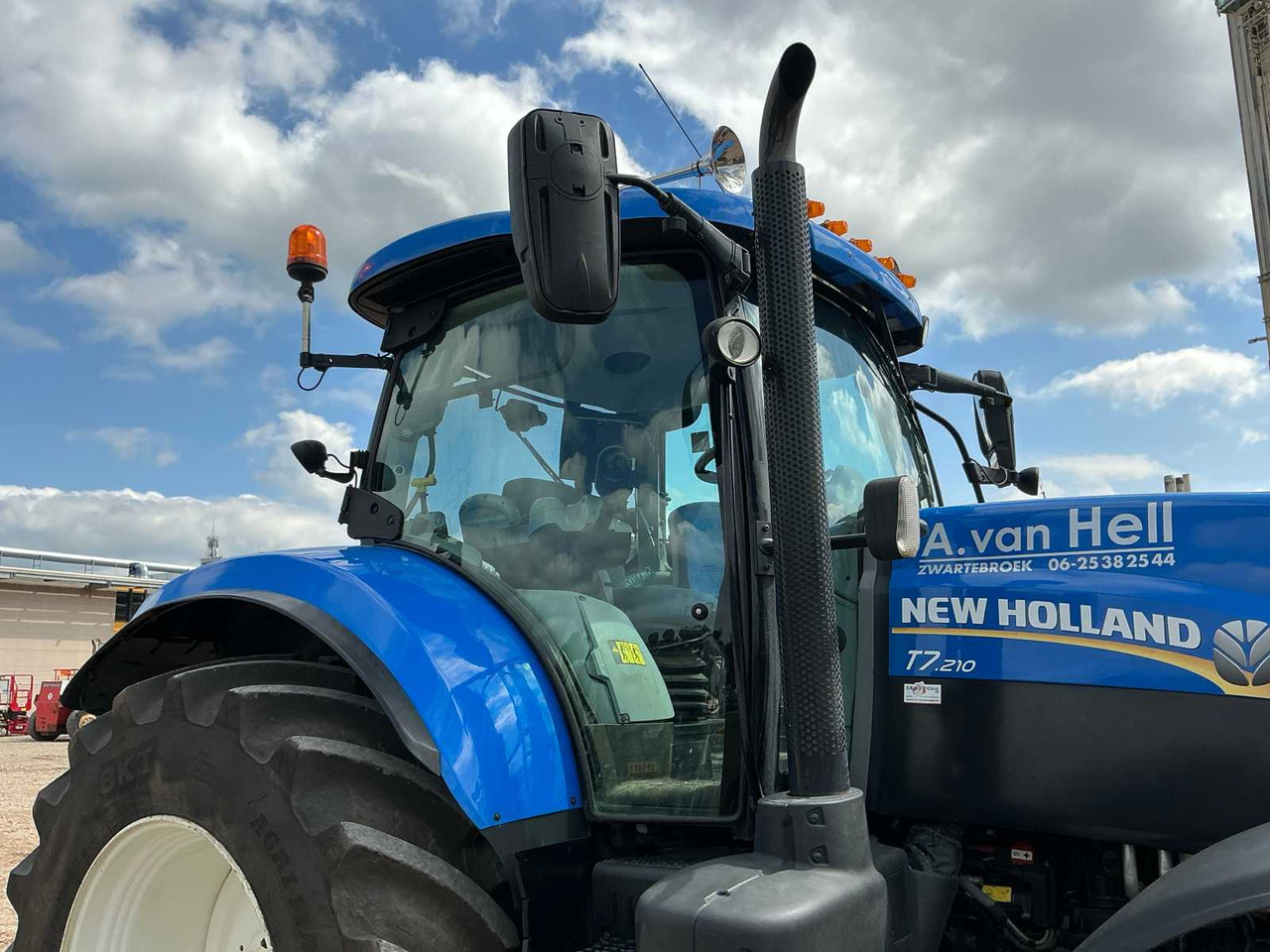 Tractor New holland T7.210