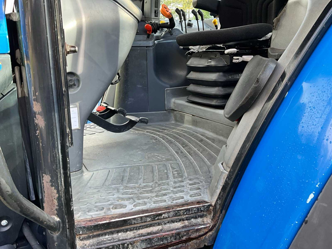 Tractor New holland TM140