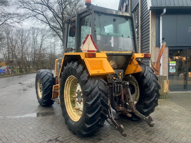 Tractor RENAULT 145.14