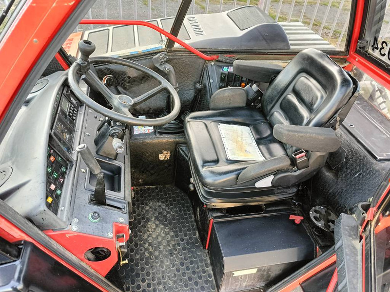 Tractor Reform Metrac H7S maaier mower 4x4x4 front hef pto CE