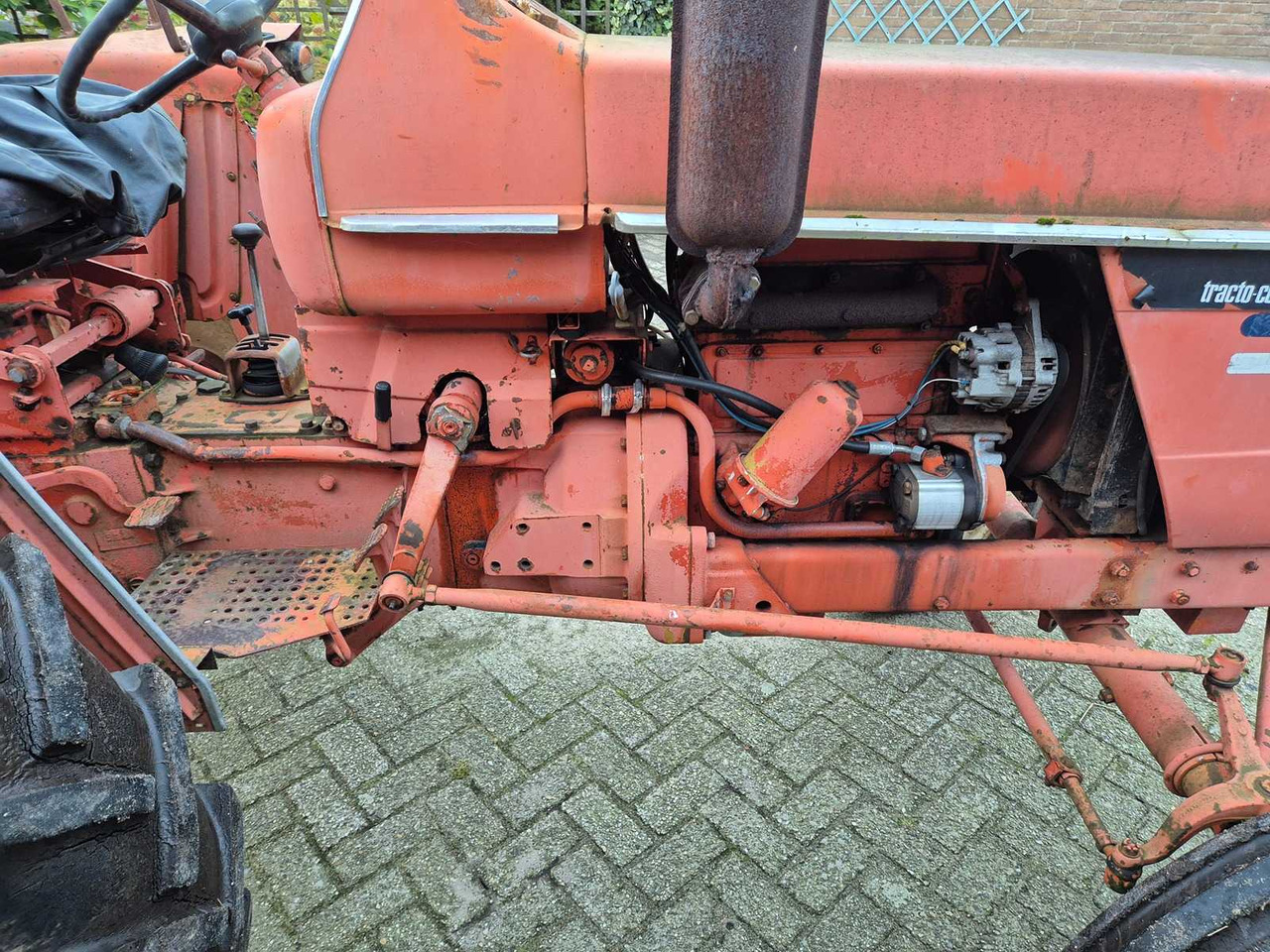 Tractor Renault 55