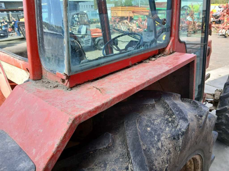 Tractor Renault 781-4