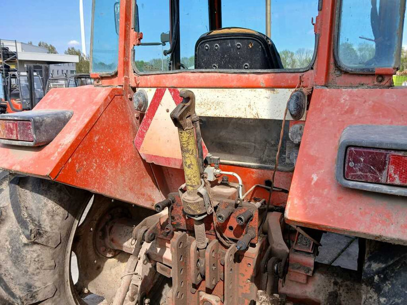 Tractor Renault 781-4