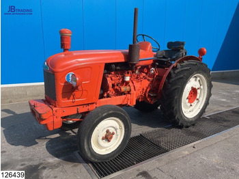 Tractor Renault R 7051
