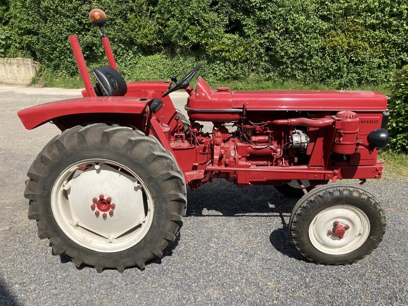 Tractor Renault Super 7 tractor