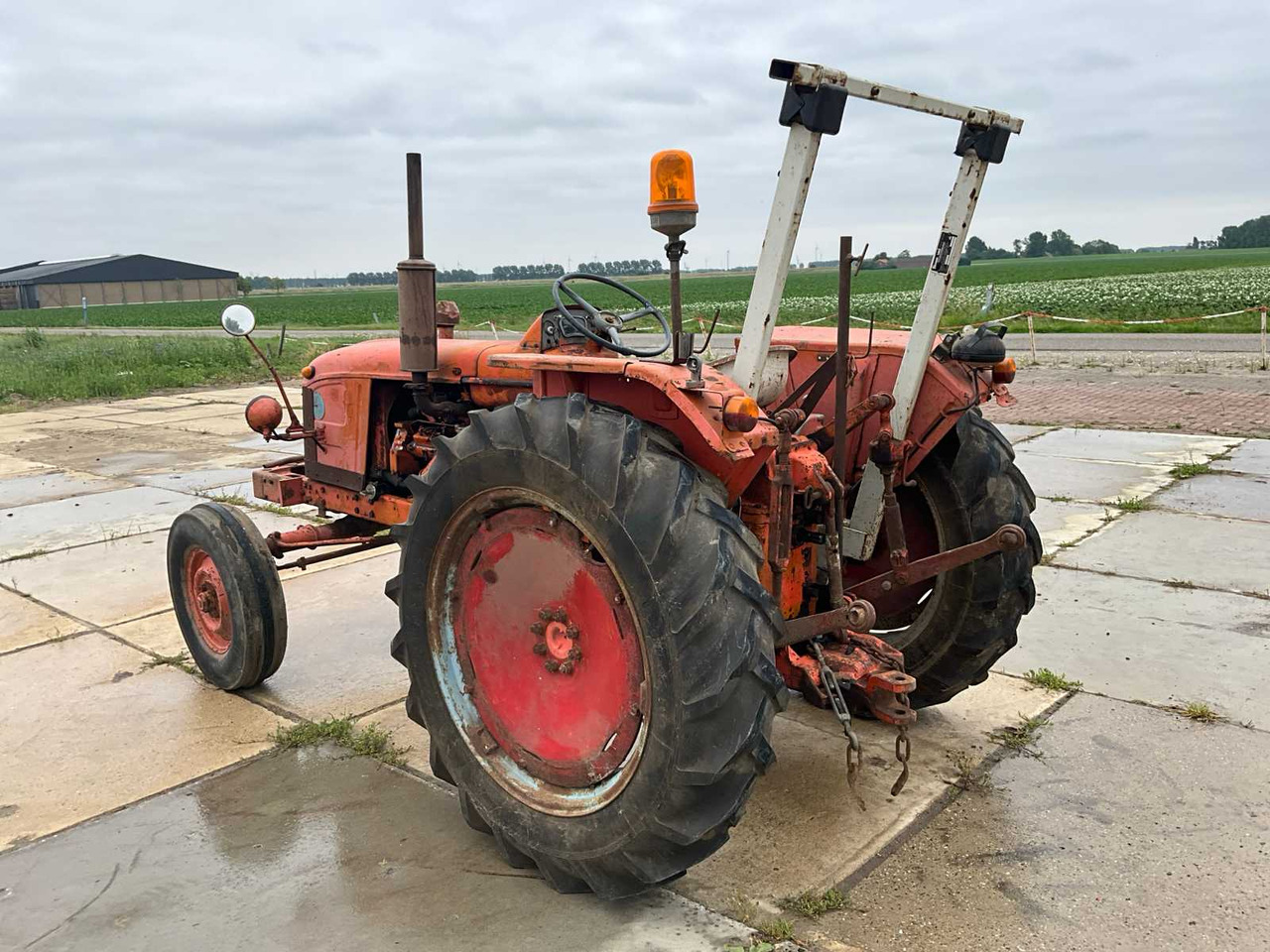 Tractor Renault n71