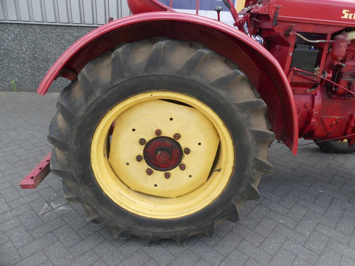Tractor Schlüter ASL