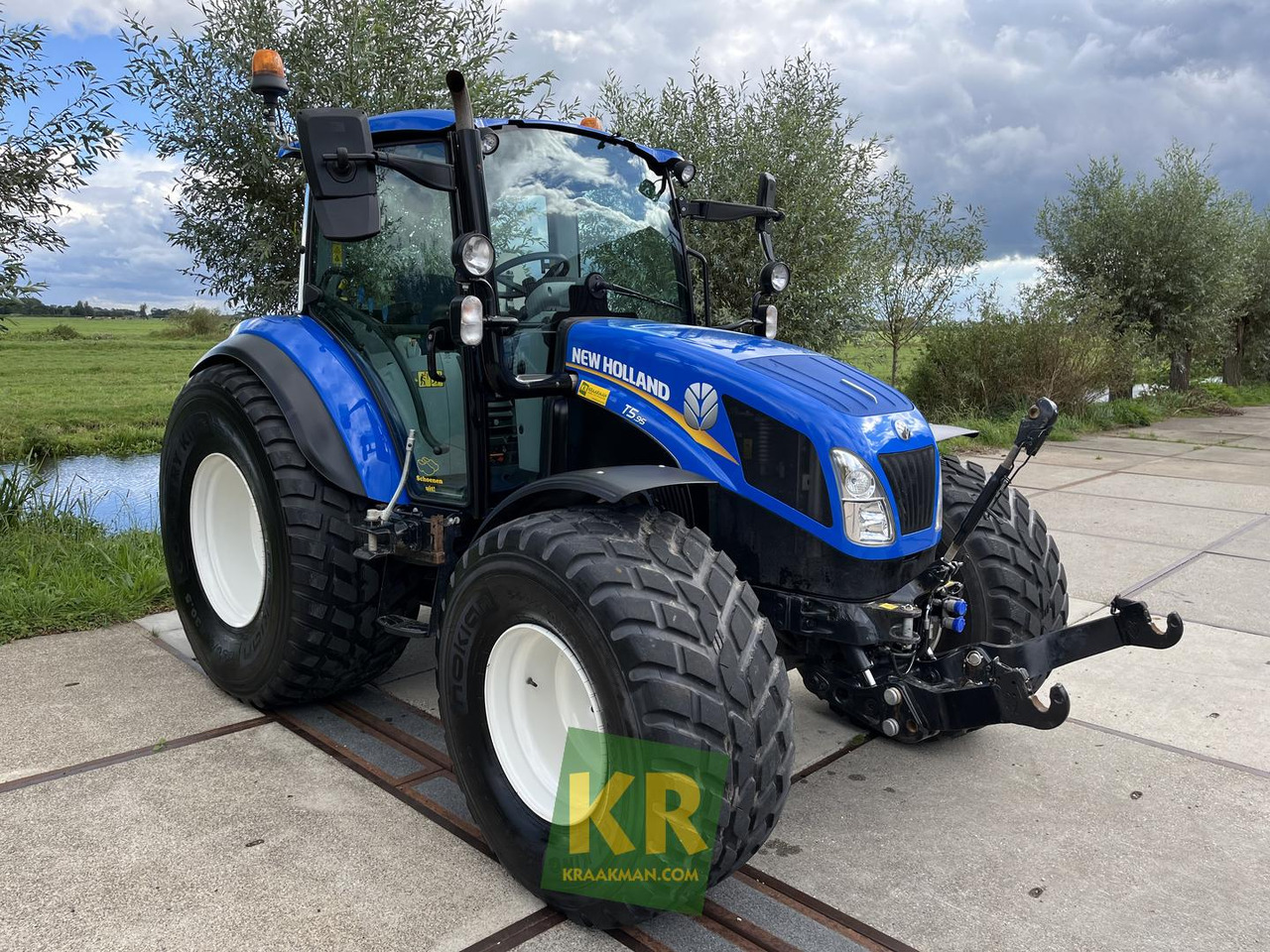 Tractor T5.95 New Holland